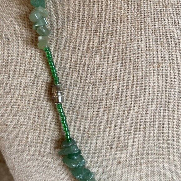 Aventurine Chip Necklace With Teardrop Pendant - Picture 4 of 4